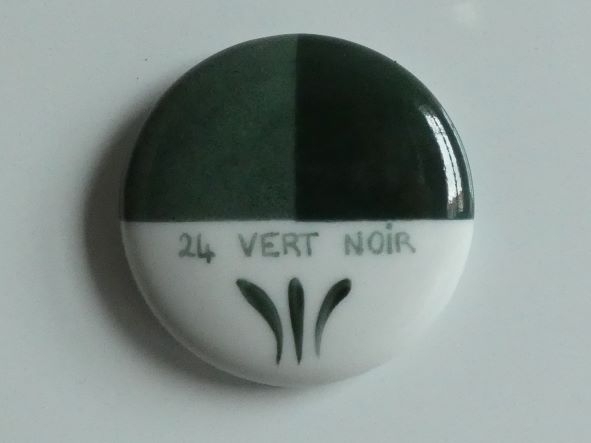 VERT NOIR – 024